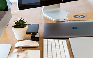 爱游戏官网-巴塞罗那主场-大胜莱加内斯，梅西梅开二度，在签约以后,巴塞罗那俱乐部尽心尽力地帮助梅西成长