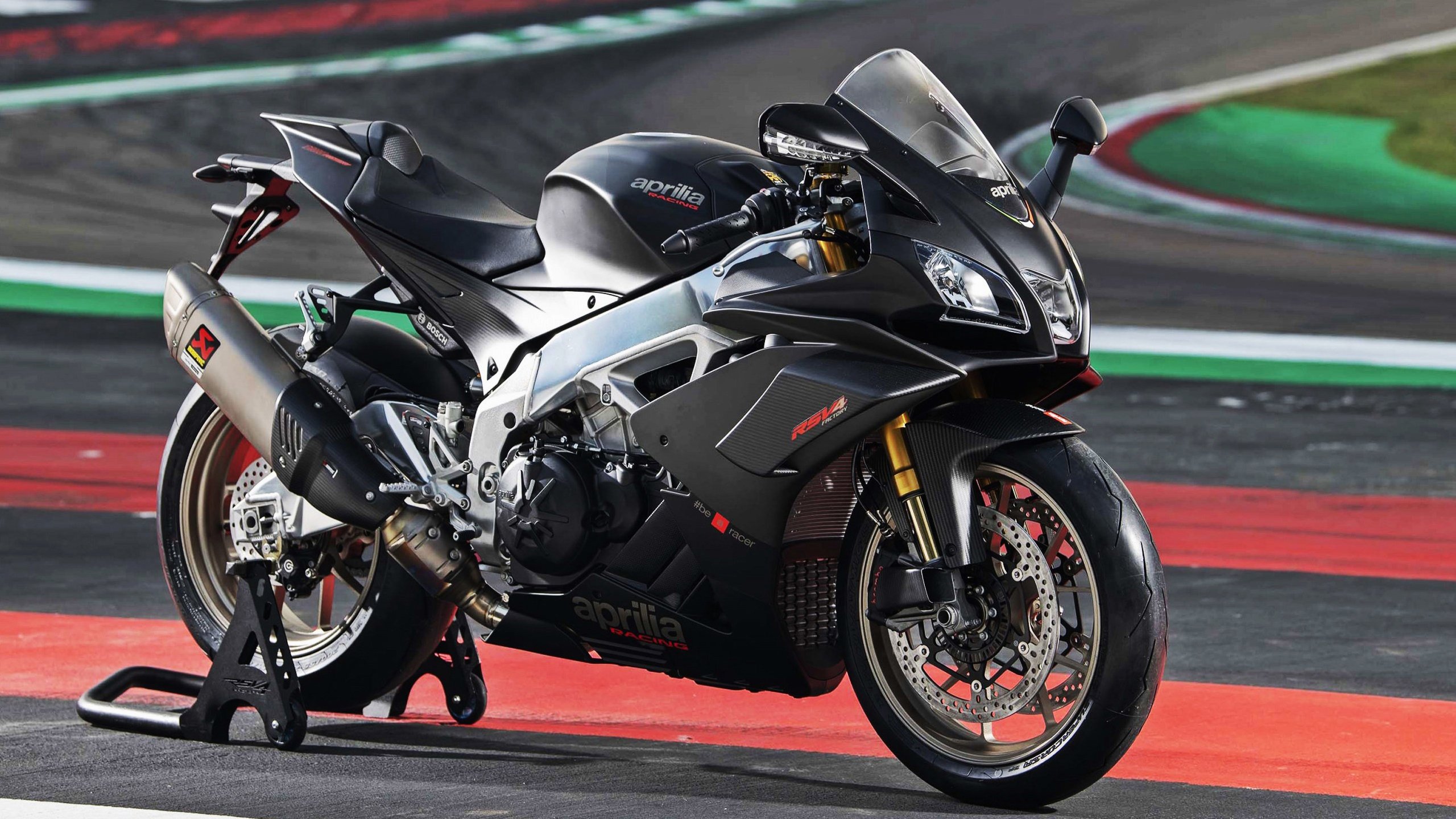 爱游戏娱乐-国家级青少年篮球训练中心在多地落成，提升行业硬实力，国家青少年篮球队