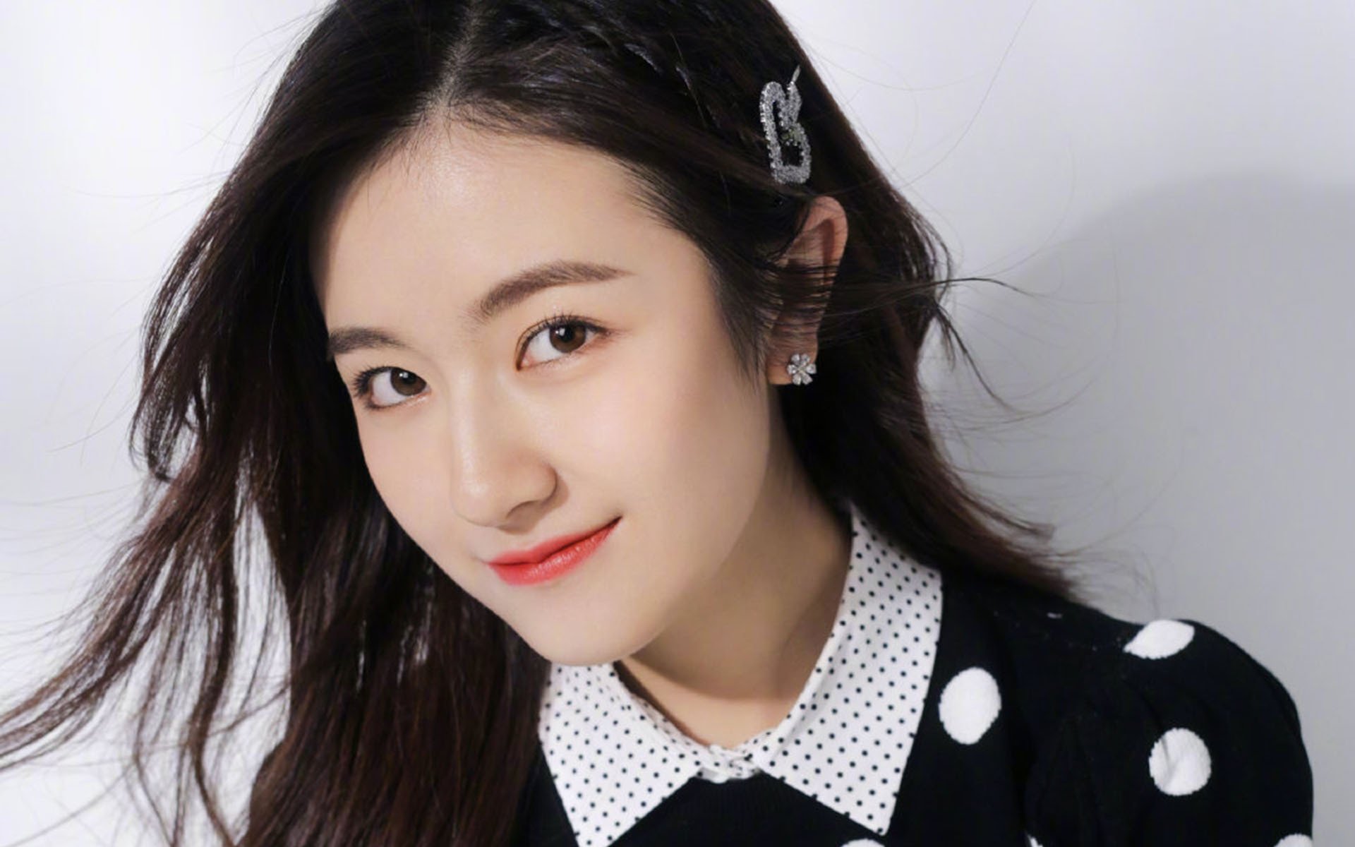 爱游戏娱乐网址-最热情的球迷团体：他们把比赛变成节日的狂欢，球迷氛围最好的球队