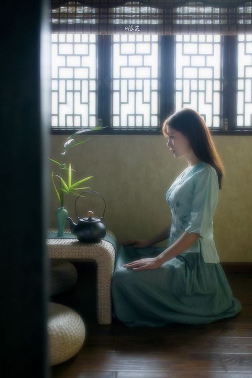 国际米兰胜那不勒斯,豪取五连胜,国际米兰 那不勒斯 直播