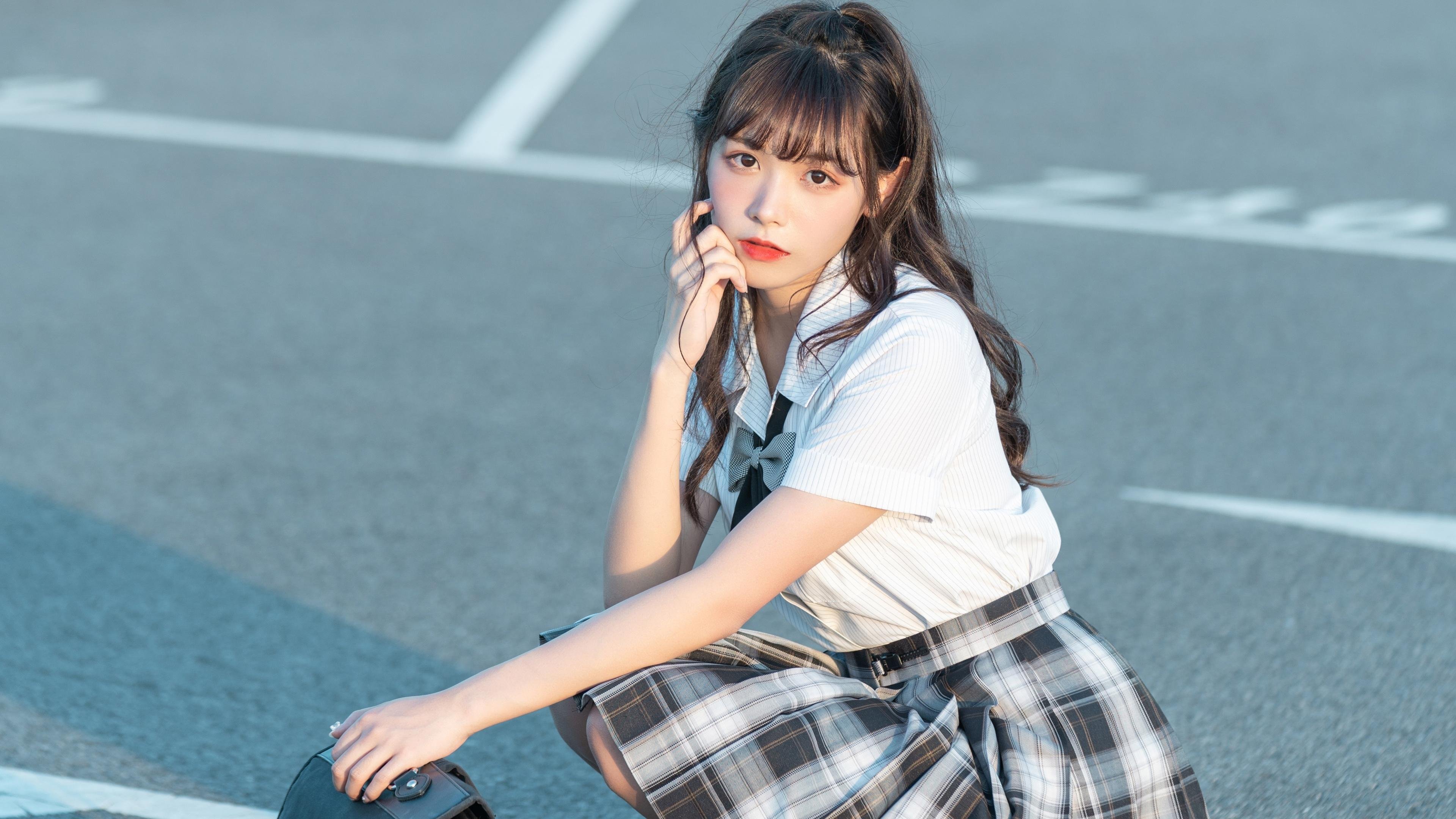 全国攀岩锦标赛女子组新星摘金，中国攀岩女选手