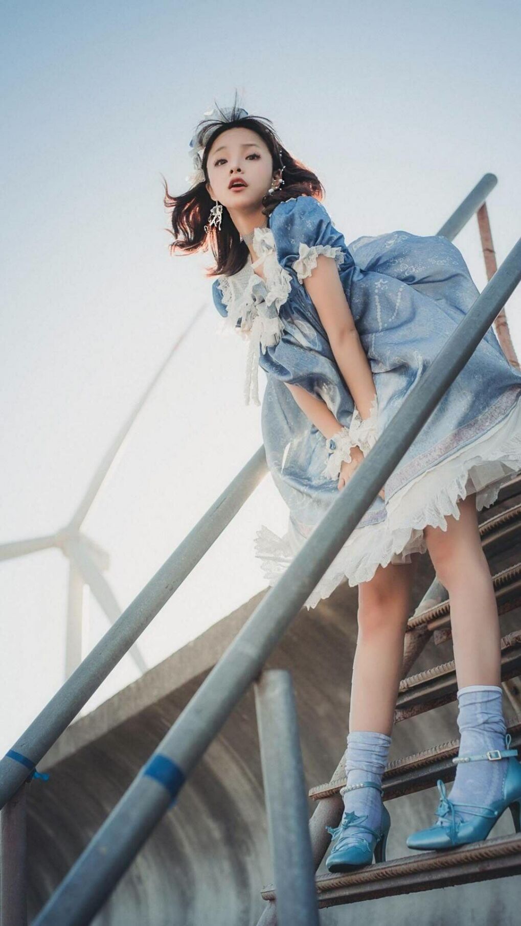 爱游戏娱乐平台-谢佩玲稳扎稳打，10米跳台决赛表现抢眼，谢佩佩台湾