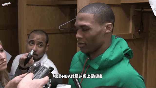 包含爱游戏官网：球星动态：威少宣布将举办个人慈善活动的词条